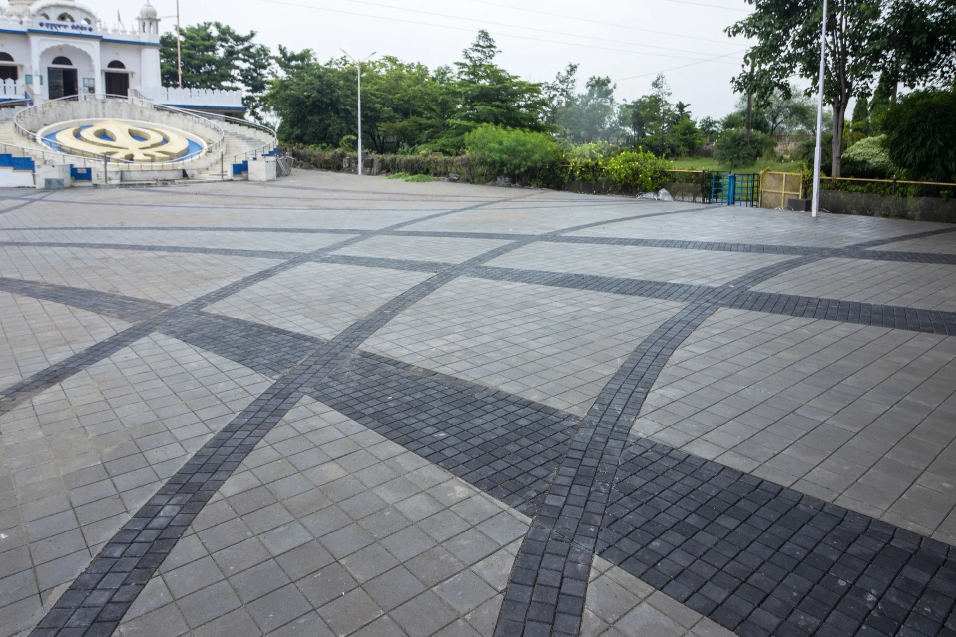 Gurudwara Forecourt - Image 4