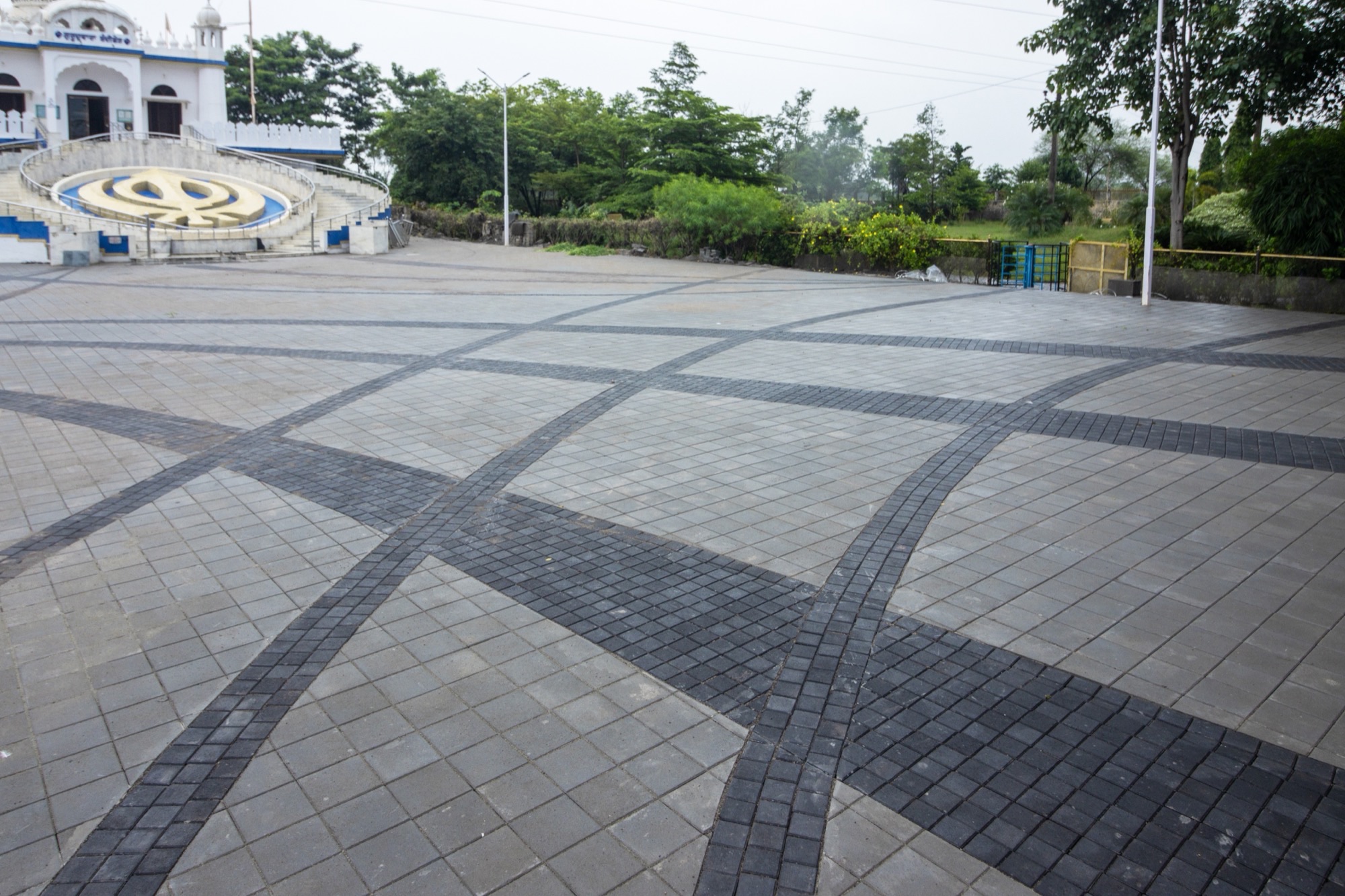 Gurudwara Forecourt - Image 4